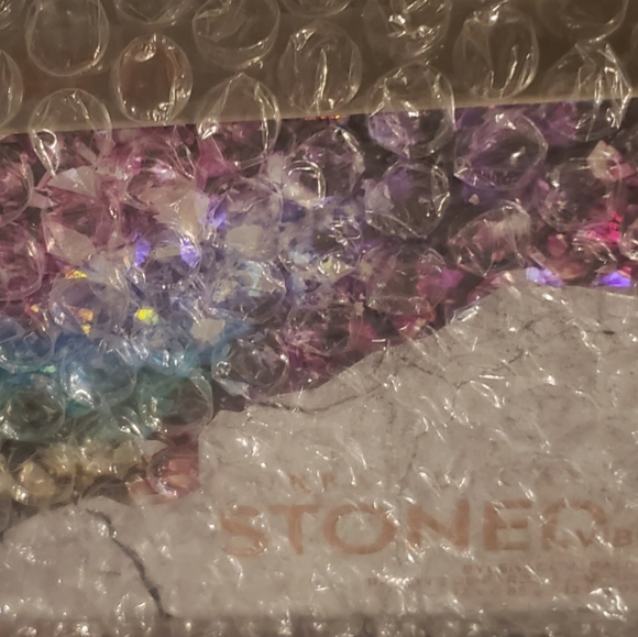Full size Stoned Vibes Eyeshadow palette - Picture 7 of 7